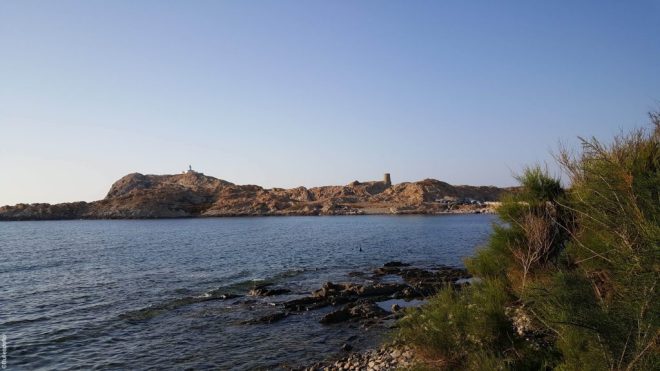 ile-rousse-crique