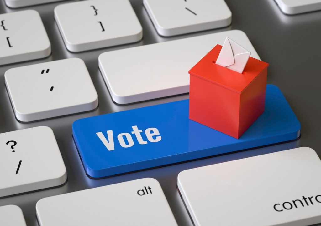 bulletin de vote sur un clavier d'ordinateur